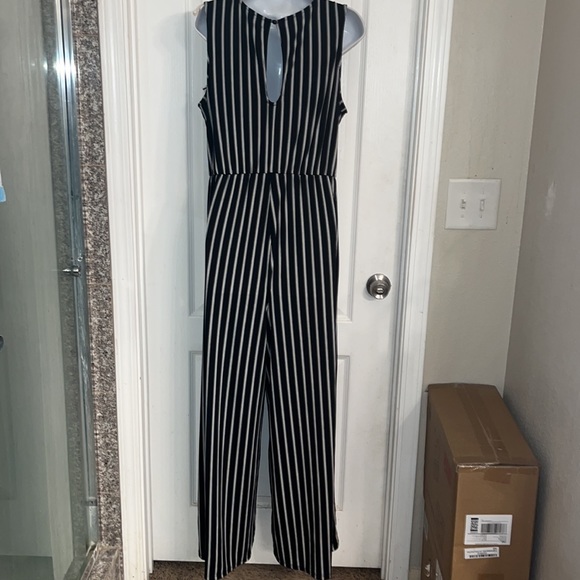 Wrapper pant jumpsuit - Picture 3 of 9